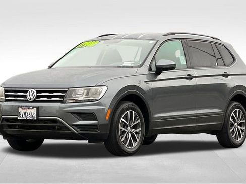 Used 2021 Volkswagen Tiguan S image 8