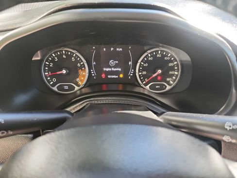 Used 2018 Jeep Renegade Latitude image 19