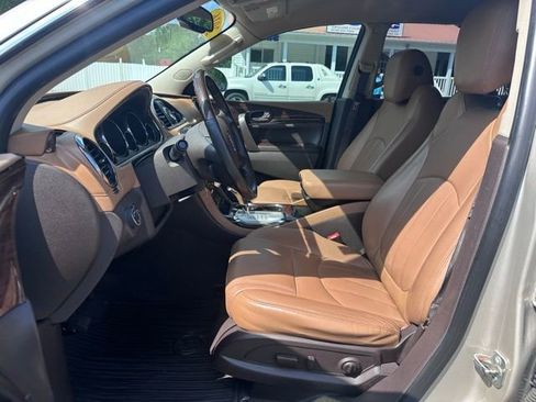 Used 2016 Buick Enclave Leather FWD image 17