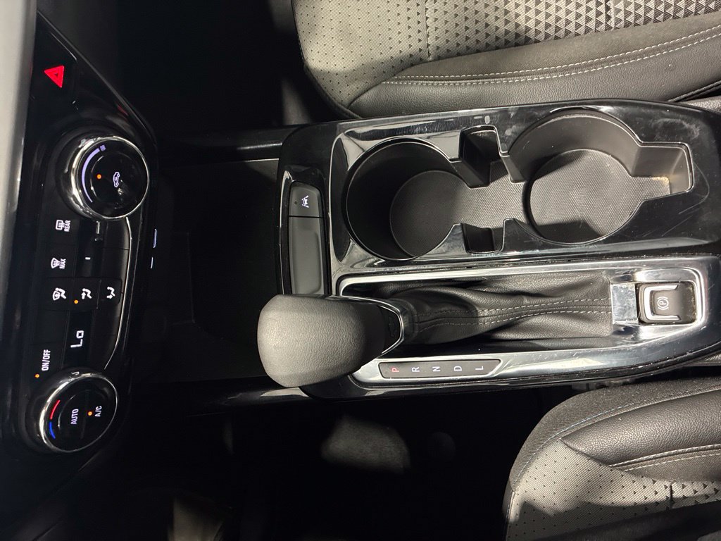 Used 2025 Chevrolet Trax LT FWD image 22