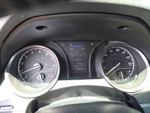 Used 2022 Toyota Camry SE FWD image 16