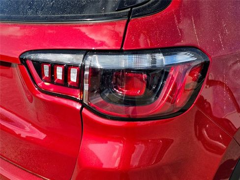 New 2026 Jeep Compass Latitude AWD/4WD image 18