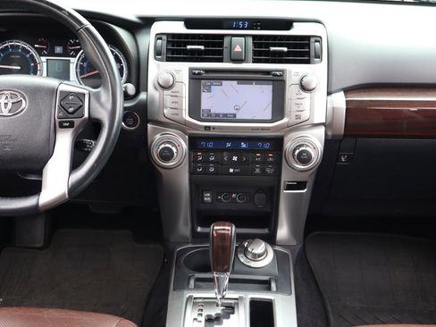 Used 2016 Toyota 4Runner Limited AWD/4WD image 17