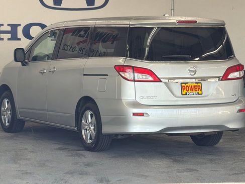 Used 2015 Nissan Quest SV image 5