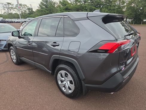 Certified 2023 Toyota RAV4 LE AWD/4WD image 5