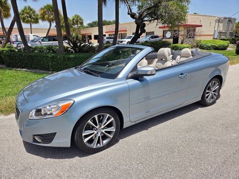 Used 2012 Volvo C70 T5 FWD image 9