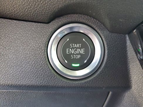 Used 2025 Chevrolet Traverse Z71 image 28