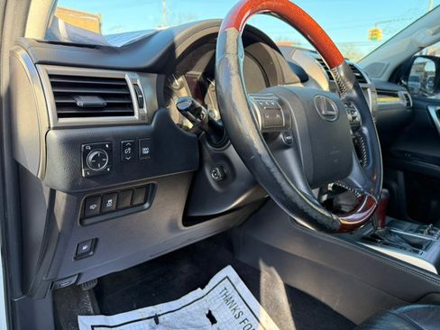 Used 2014 Lexus GX 460 w/ Premium Package image 14