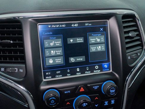 Used 2018 Jeep Grand Cherokee SRT w/ Trailer Tow Group IV image 40