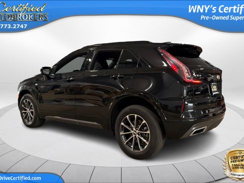 Used 2024 Cadillac XT4 Sport AWD/4WD image 9