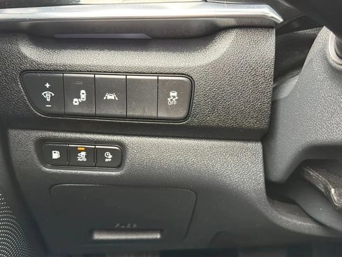 Used 2022 Kia Niro EX FWD image 15