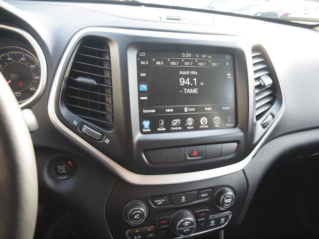 Used 2014 Jeep Cherokee Limited AWD/4WD image 10