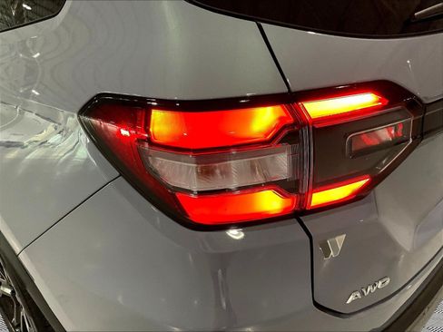 Certified 2025 Honda Pilot Touring image 23