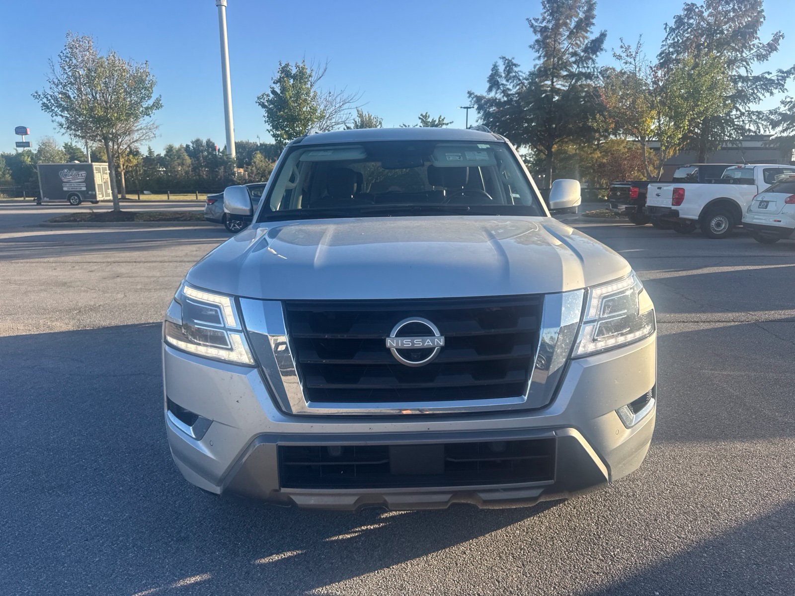 Used 2021 Nissan Armada SL w/ Captain's Chairs Package AWD/4WD image 5