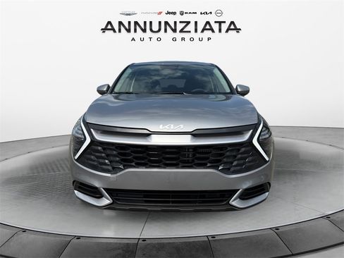 New 2025 Kia Sportage LX image 8