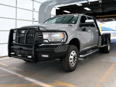 Used 2020 RAM 3500 Laramie AWD/4WD image 1