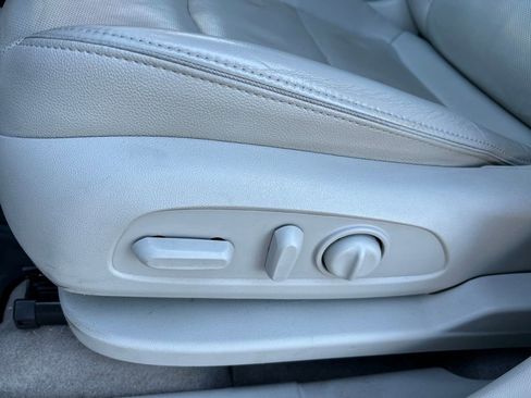 Used 2018 GMC Terrain Denali w/ Advanced Safety Package image 14