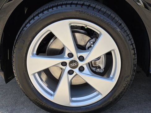 Certified 2025 Audi Q5 Premium Plus w/ Premium Plus AWD/4WD image 16