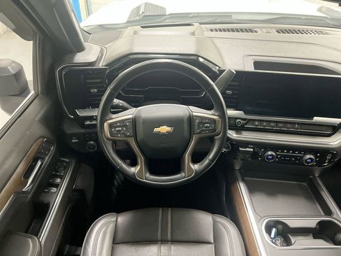 Used 2024 Chevrolet Silverado 3500 High Country w/ High Country Premium Package AWD/4WD image 14