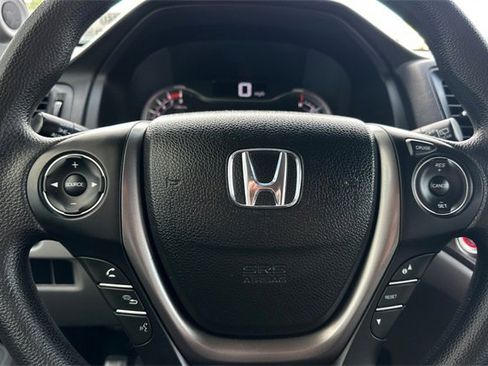 Certified 2018 Honda Pilot LX image 26