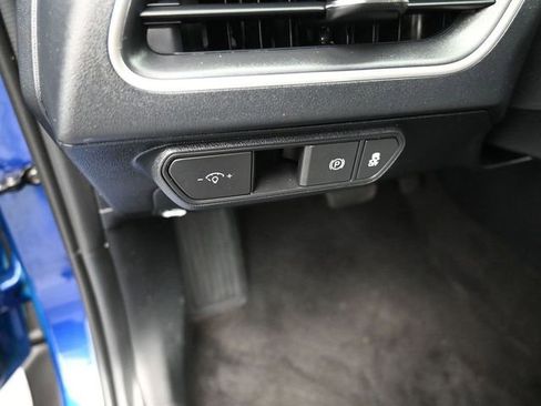 Used 2025 Kia K4 FWD image 13