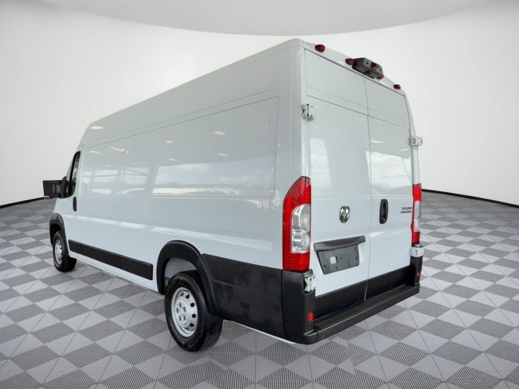 Used 2023 RAM ProMaster 3500 FWD image 3