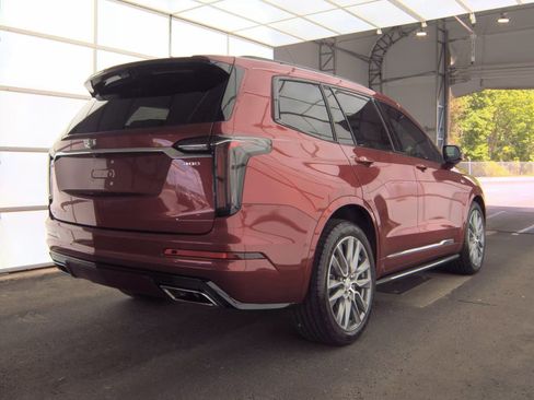 Used 2021 Cadillac XT6 Sport AWD/4WD image 6