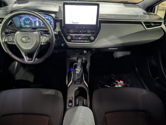 Certified 2026 Toyota Corolla SE w/ SE Premium Package FWD image 11