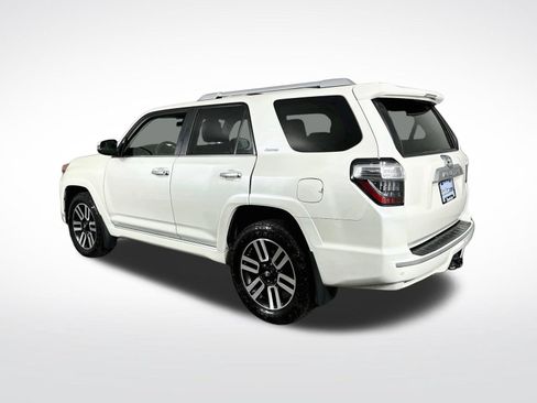 Used 2018 Toyota 4Runner Limited AWD/4WD image 6