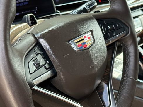 Used 2023 Cadillac Escalade Premium Luxury w/ Performance Package image 30