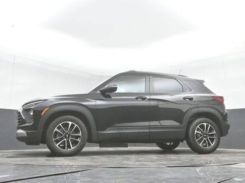 Used 2024 Chevrolet TrailBlazer LT FWD image 42
