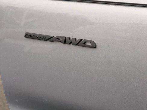 Used 2026 Subaru Outback Premium AWD/4WD image 25