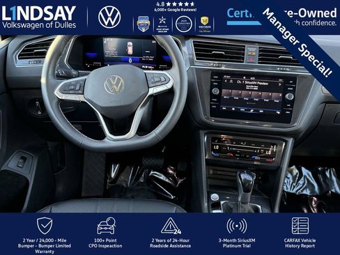 Certified 2022 Volkswagen Tiguan SE image 9