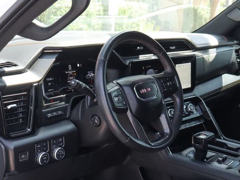 Used 2023 GMC Sierra 1500 AT4 w/ Technology Package AWD/4WD image 24