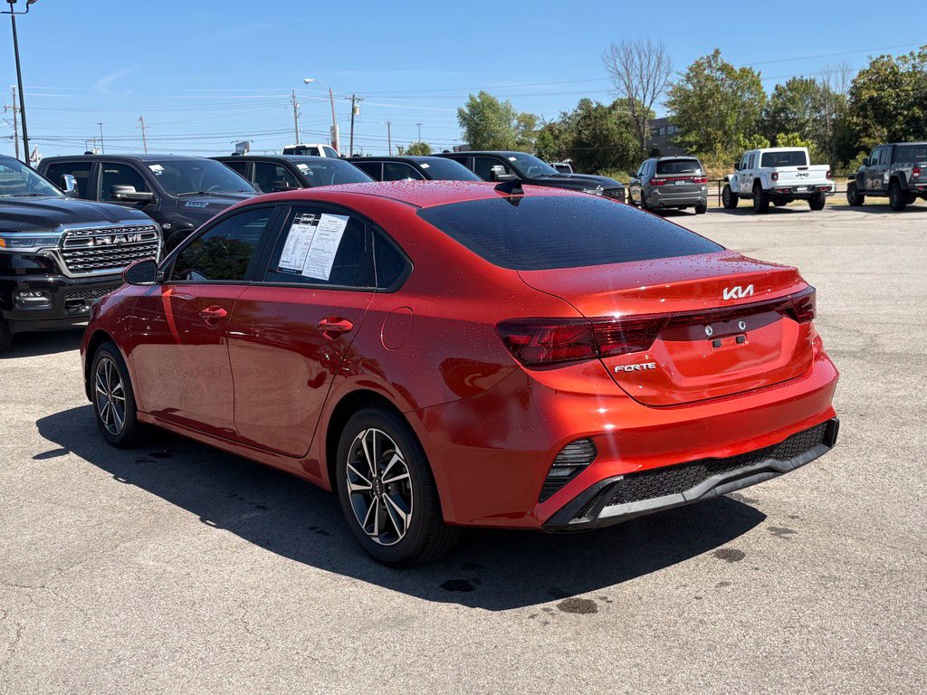 Used 2023 Kia Forte LXS FWD image 5