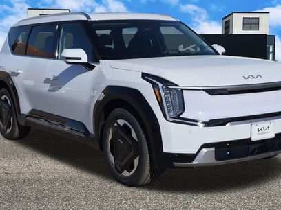 New 2026 Kia EV9 Wind
