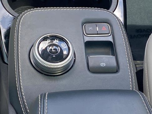 Used 2021 Ford Mustang Mach-E Premium image 12