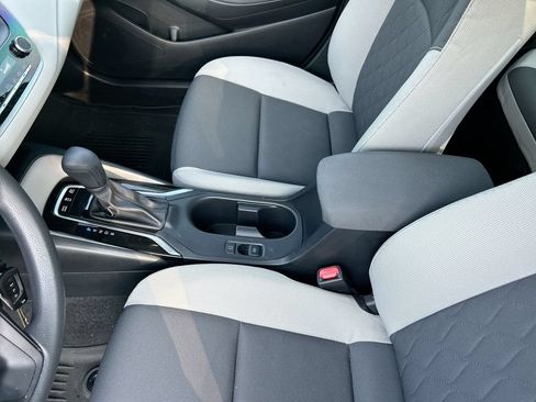 Certified 2024 Toyota Corolla LE FWD image 27