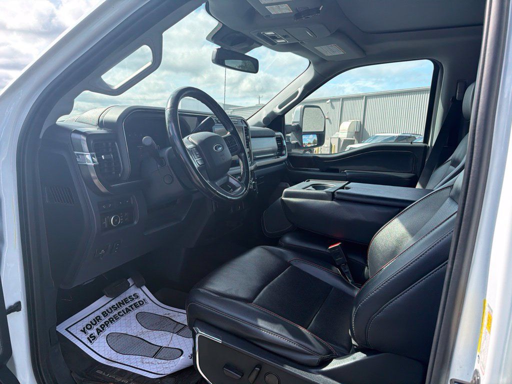 Used 2023 Ford F450 Lariat w/ Tow Technology Package AWD/4WD image 13