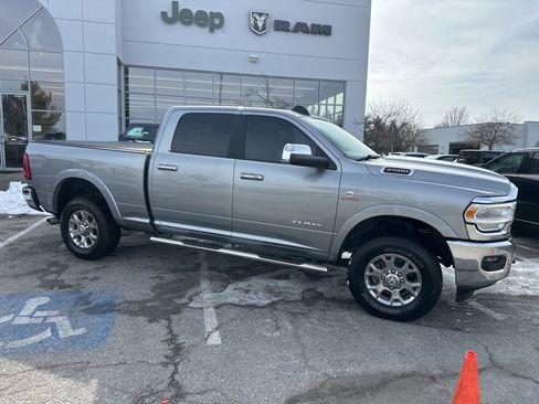 Used 2019 RAM 2500 Laramie image 31