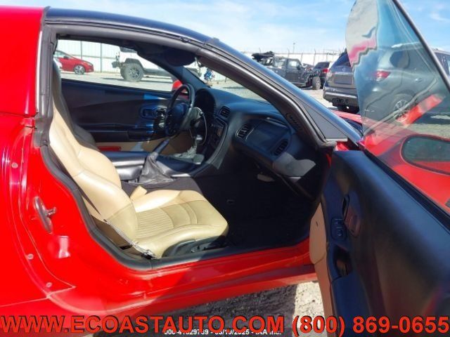 Used 1998 Chevrolet Corvette Coupe w/ Memory Pkg RWD image 5