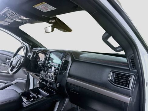 Used 2023 Nissan Titan PRO-4X w/ Pro-4x Convenience Package AWD/4WD image 26