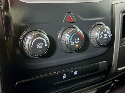 Used 2024 RAM 1500 Classic SLT image 17