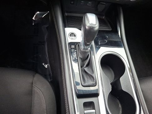 Used 2024 Nissan Altima 2.5 SV w/ SV Premium Package image 15