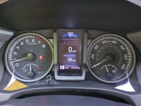 Used 2023 Toyota Tacoma TRD Sport AWD/4WD image 25