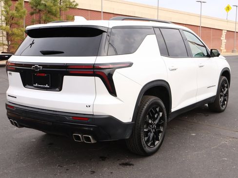 Certified 2024 Chevrolet Traverse LT w/ Enhanced Driving Package image 31