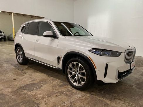 Used 2026 BMW X5 xDrive40i AWD/4WD image 7