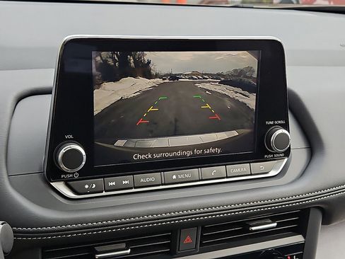 Certified 2024 Nissan Rogue SV w/ SV Premium Package image 18