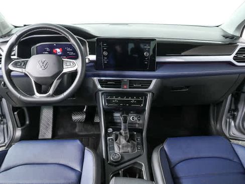 New 2026 Volkswagen Taos SEL image 18