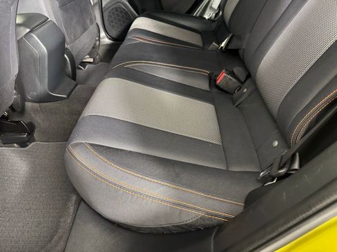 Used 2021 Subaru Crosstrek 2.0i Premium w/ Moonroof Package image 27